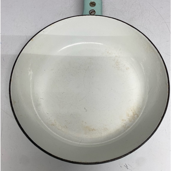 Dru Holland Seafoam Blue Enamel Cast Iron Pan - Picture 5 of 17